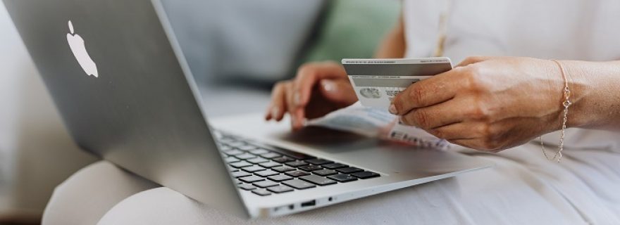 E-commerce and consumer data: Is regulation needed?